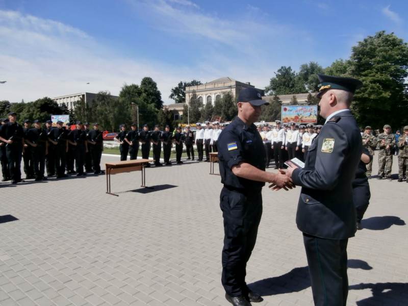В Измаиле моряки-пограничники срочной службы поклялись на верность украинскому народу