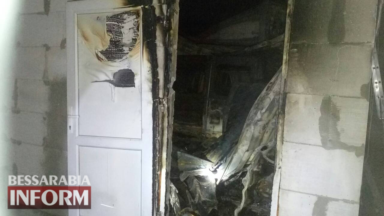 В Вилково у гостя города из Львова этой ночью сгорел автомобиль