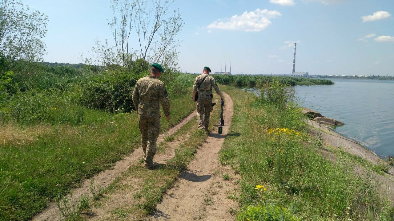 Белгород-Днестровские пограничники исследовали водный рубеж с георадаром и водолазами