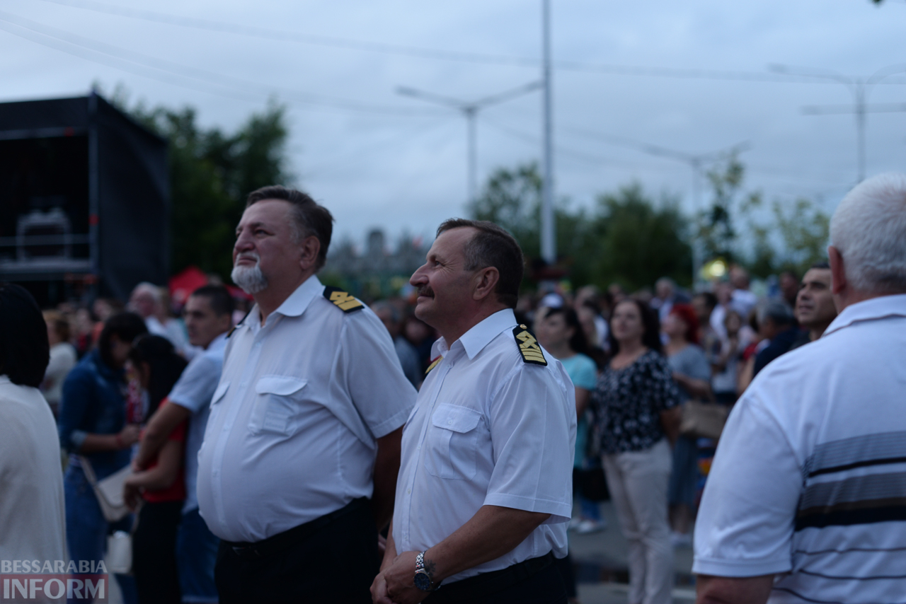 Душа Пограничной службы Украины: ко Дню флота в Измаиле дал концерт Академический ансамбль ГПСУ