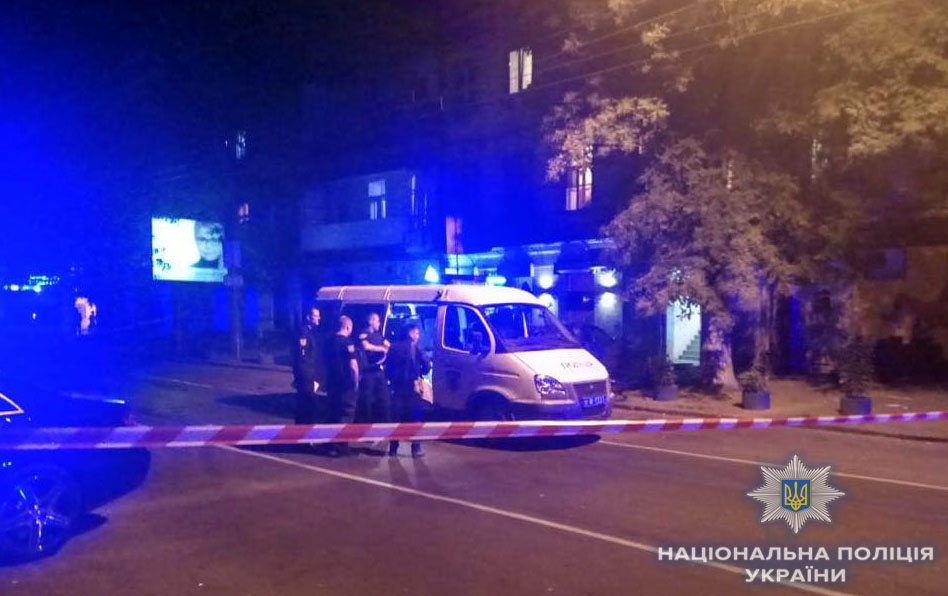 Ночью в Одессе взорвали автомобиль. Покушались на директора охранной фирмы