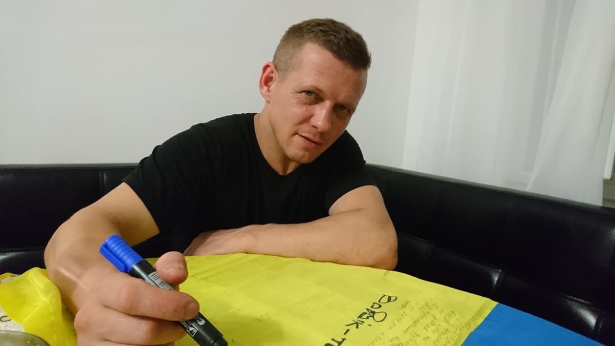 Килийские активисты присоединились ко всеукраинской акции "Передай флаг в прифронтовой Торецк"