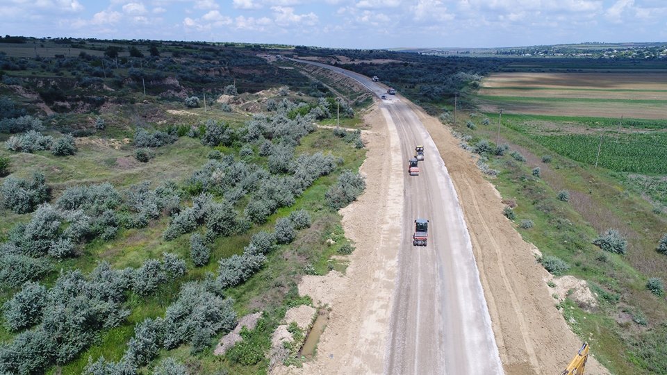 "Укравтодор" продемонстрировал масштабное строительство объездной дороги вокруг Рени (ФОТО)