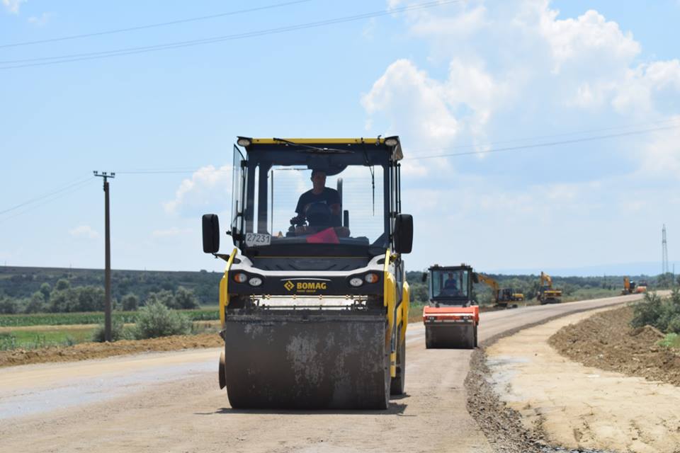 "Укравтодор" продемонстрировал масштабное строительство объездной дороги вокруг Рены (ФОТО)