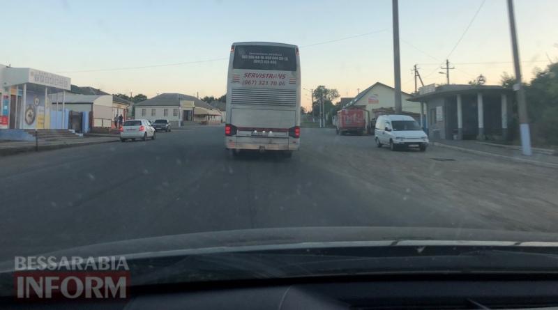 "Убийца" на дороге: на трассе Одесса-Рени автобус с пассажирами проехал ЖД переезд на запрещающий сигнал светофора