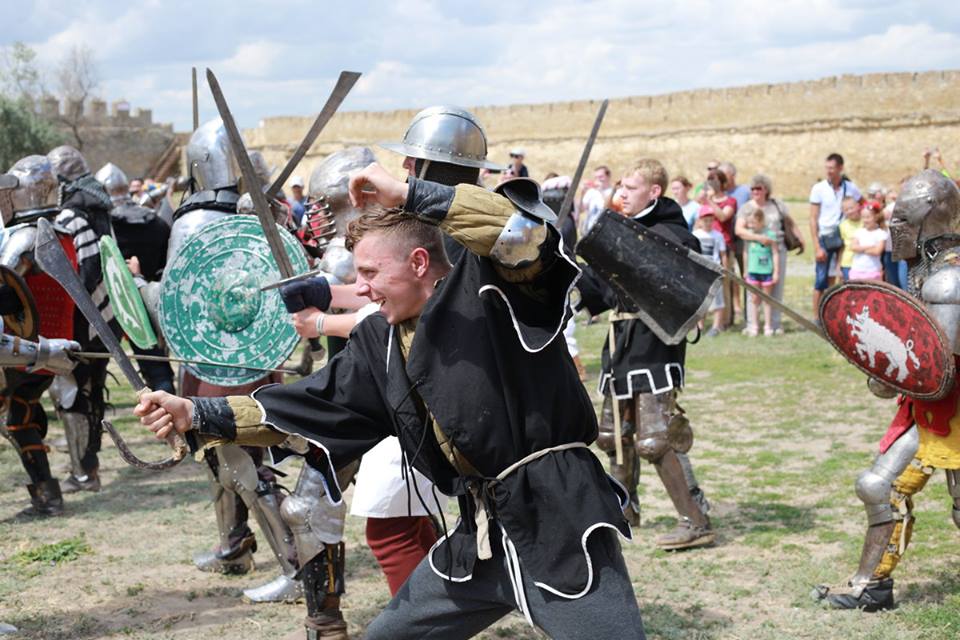 «AKKERMAN FEST»: в Аккерманской крепости прошел масштабный средневековый фестиваль (фоторепортаж)