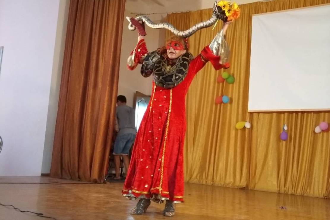 Цирк с доставкой: депутат Килийской ОТГ организовал бесплатное цирковое представление жителей села