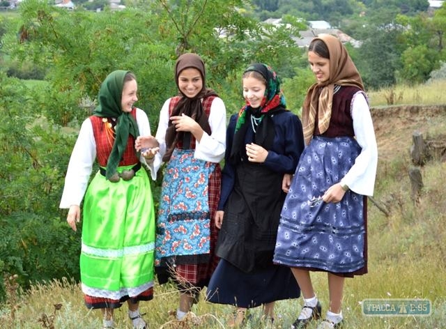 Дефиле в старинных костюмах и гонки на ослах: в Болградском районе проведут "Кубейский мегдан"