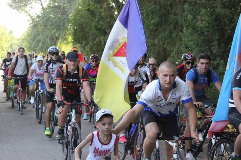 Флаг Измаила развевался на велопараде «BOLGRAD VELOFEST-2018», организованном ко Дню рождения Болграда