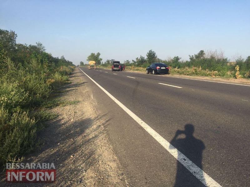 ДТП на трассе Одесса-Рени: "Range Rover" после столкновения с "Газелью", кувыркался еще 300 метров