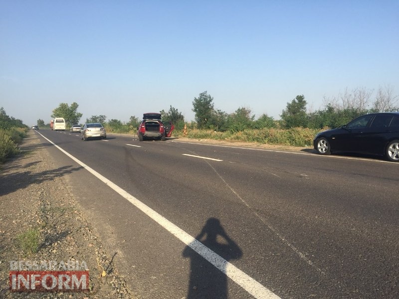 ДТП на трассе Одесса-Рены: "Range Rover" после столкновения с "Газелью", кувыркался еще 300 метров