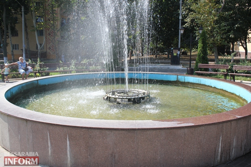 Измаил: фонтан в Клушинском сквере теряет былой презентабельный вид (фотофакт)