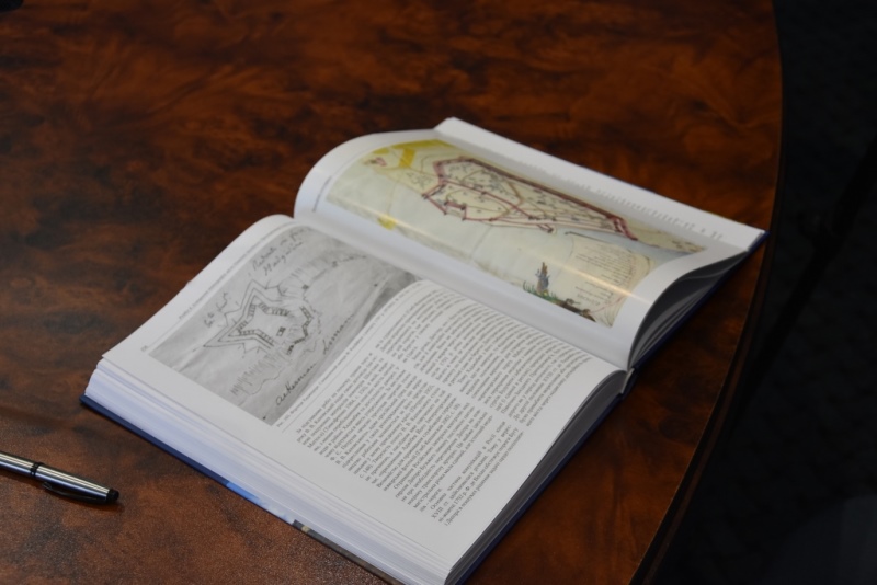 Скоро в продаже в Измаиле и Аккермане: презентована книга о крепостях и огородах Северо-Западного Причерноморья.