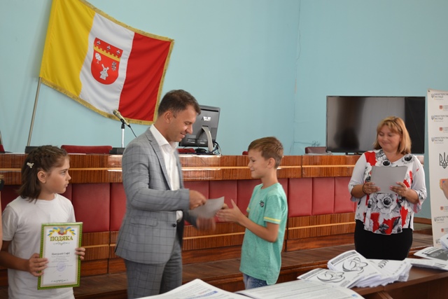 В Болграде юристы дали бесплатные консультации и напомнили гражданам их права.