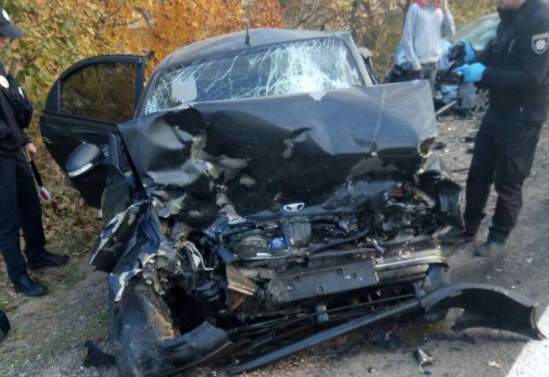 На трассе Одесса-Рени столкнулись сразу пять машин - один погибший