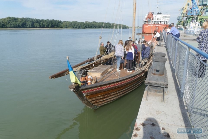 В Измаиле казацкая чайка "Спас" проводит прогулки по Дунаю