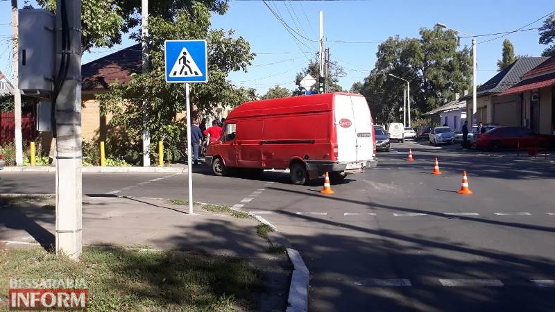 В Измаиле обгон на перекрестке стал причиной серьезного ДТП на Белгород-Днестровской