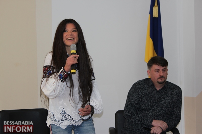 В Измаил прибыла Глобальный Амбассадор возобновляемой энергии в мире - певица Руслана Лыжичко