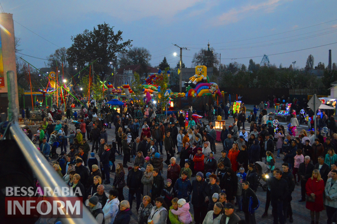 Килия 2700: праздник собрал на центральной площади рекордное количество горожан (фоторепортаж)