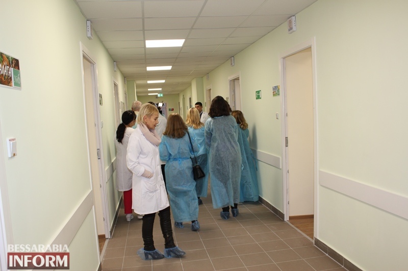 "Так будут выглядеть все отделения нашей больницы": в Измаиле после капремонта открыли блок детского отделения для грудничков
