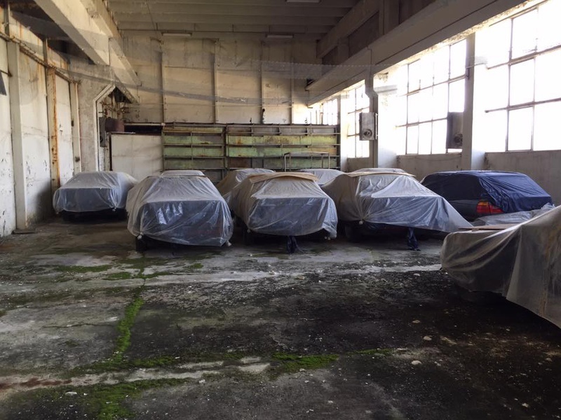 В Болгарии обнаружен целый состав заброшенных новых BMW E34