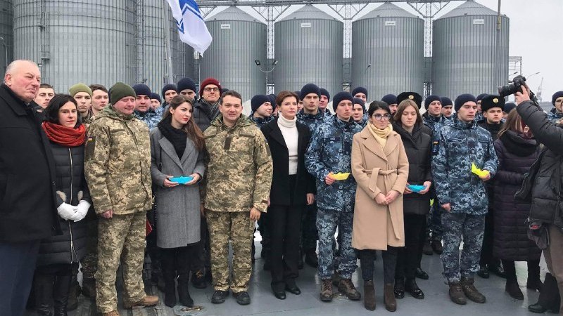 Марина Порошенко в Одесской области приняла участие в акции в поддержку украинских моряков