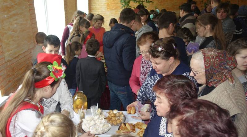 Чтобы спасти жизнь 1,5-летней Ясмины, в Татарбунарском районе организовывают благотворительные ярмарки и концерт