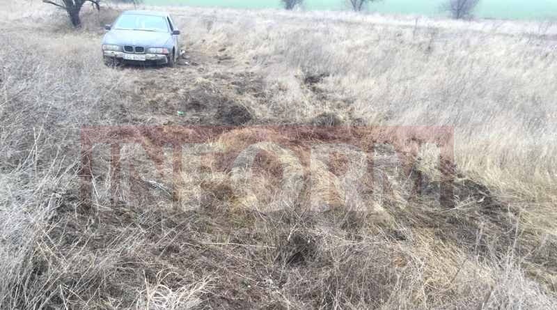 На трассе Одесса-Рени обнаружен брошенный после ДТП автомобиль BMW на еврономерах