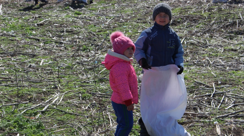 Жители Татарбунар активно взялись за уборку города и окрестностей от мусора