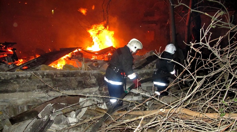 В Одессе произошел масштабный пожар: полиция задержала бездомных, подозреваемых в поджоге