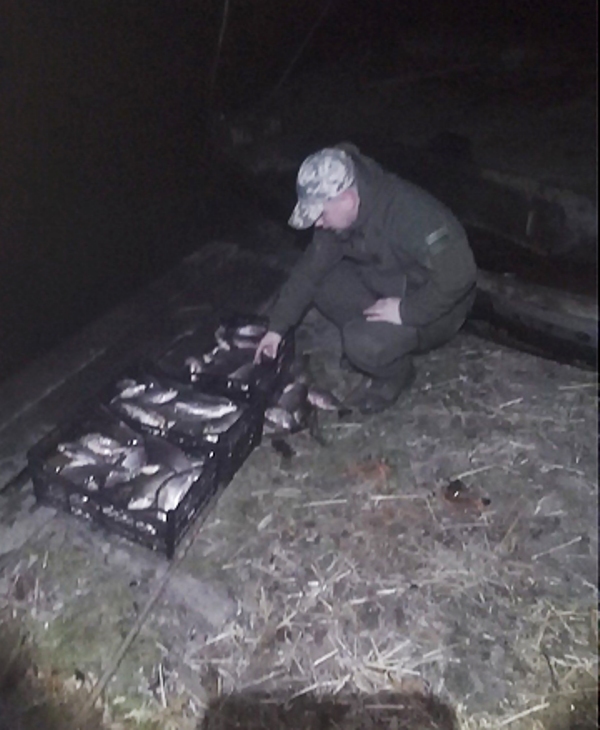 Белгород-Днестровские пограничники задержали браконьера, поймавшего почти полтысячи рыб на 30 тысяч гривен