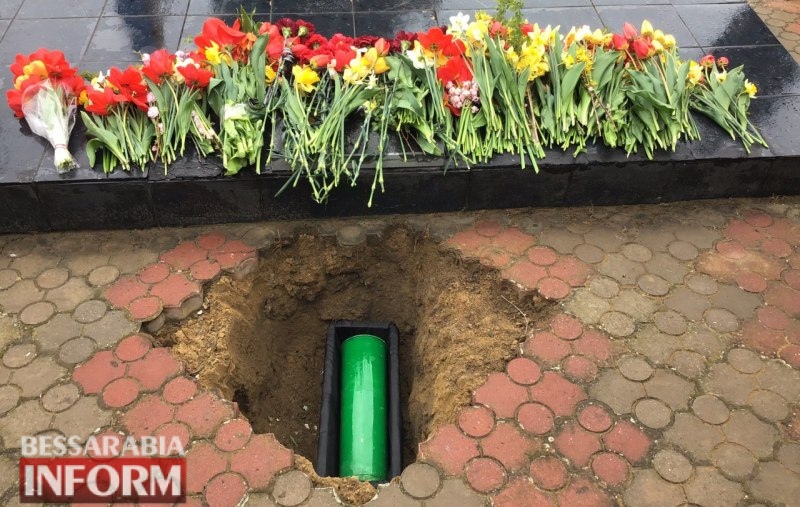 "Громада помнит": в Шабо прошла мемориальная акция приуроченная к 75-летней годовщине гибели воинов-десантников