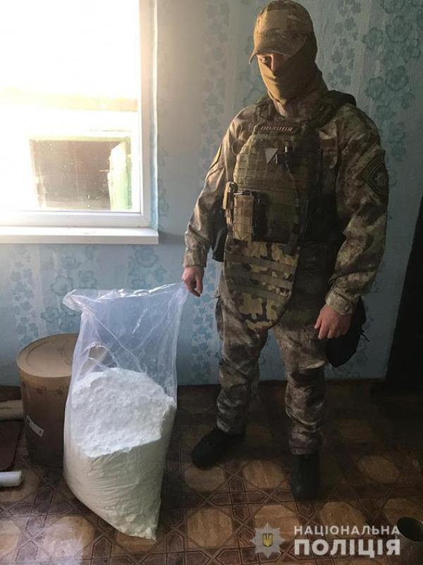 Преступная группировка изготовляла и распространяла тяжелые наркотики на территории 13 областей Украины: в том числе и в Одесской.