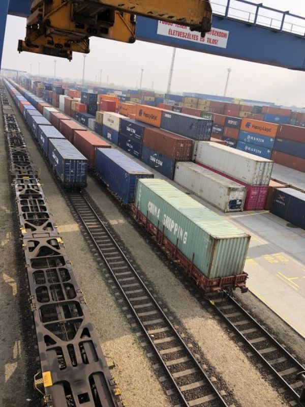 Через территорию Украины запущен новый контейнерный поезд сообщением Китай-Венгрия