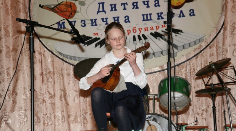 Ученики и преподаватели Татарбунарской районной музыкальной школы дали отчетный концерт