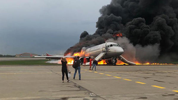 Авиакатастрофа в Шереметьево, в которой погиб 41 человек: что известно