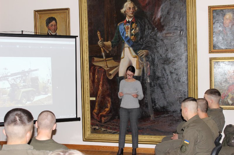 "Оружие Победы": Измаильская военная часть 3058 посетила музей А.В. Суворова, прослушав уникальную лекцию
