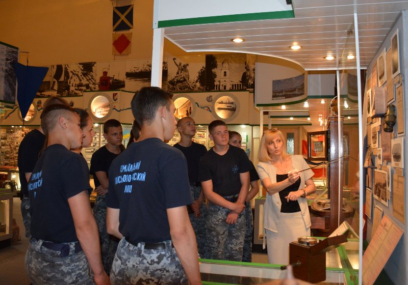 В Измаиле музей УДП посетили учащиеся Военно-морского лицея