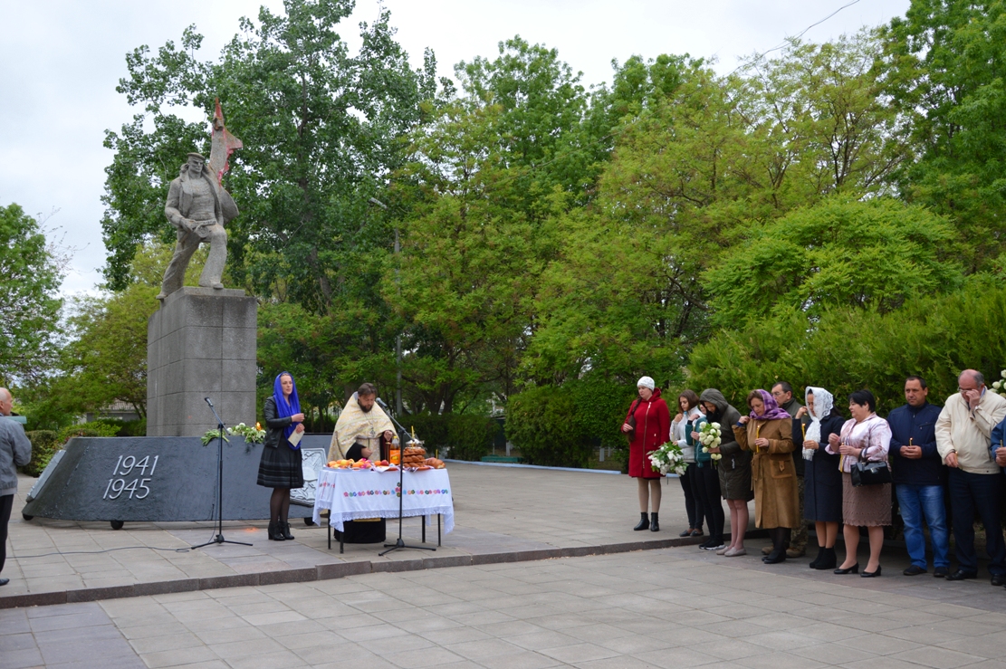 День памяти и примирения: в Килии погибших во время войны почтили общей молитвой
