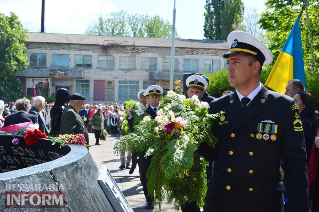 Килия отпраздновала День Победы: торжественное шествие, военный концерт, солдатская каша и активный отдых