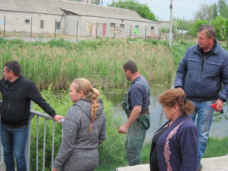 В Татарбунарах проверили санитарное состояние: местные предприниматели совершенно не поддерживают порядок на своих территориях