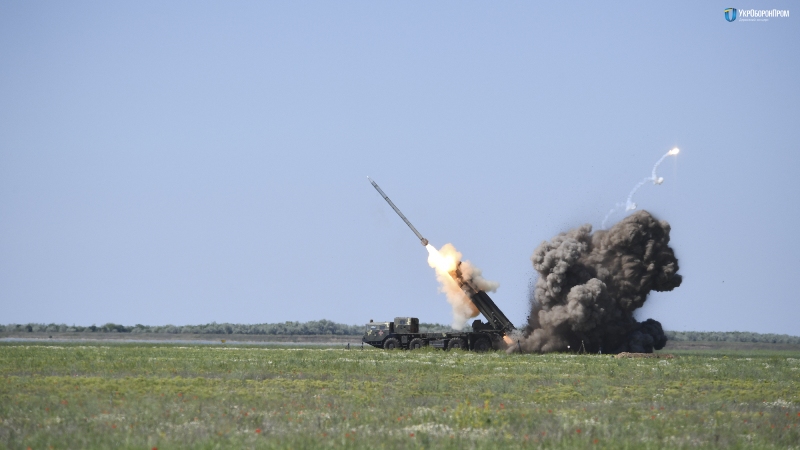 На Татарбунарском полигоне успешно прошли военные испытания реактивные системы от "Укроборонпрома"