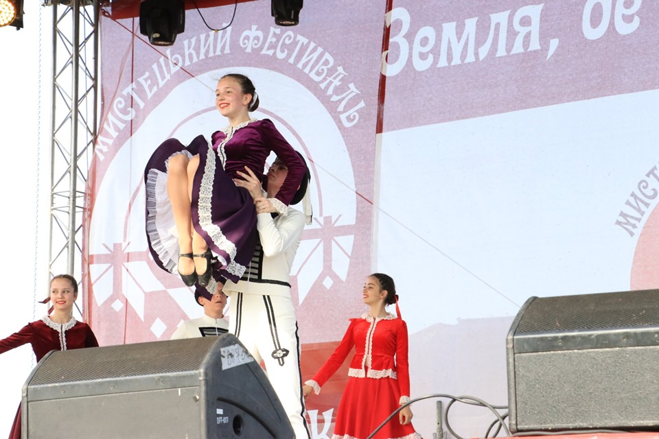 Художественный фестиваль «Украинская Бессарабия» - детям: в Болградском районе прошел грандиозный детский праздник