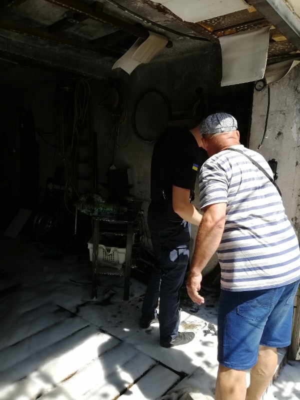 В Белгороде-Днестровском пожарные спасли гараж