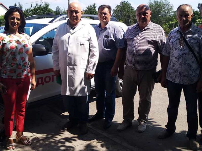 Еще три амбулатории Измаильского района получили новые служебные автомобили Renault Duster