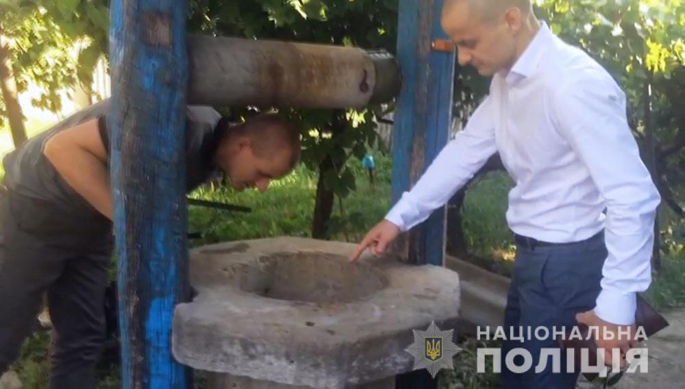 В Одесской области мужчина убил тещу родного брата, сбросил ее в колодец с мешком на голове