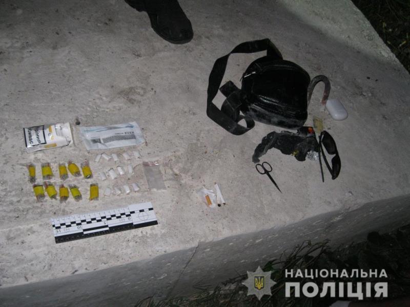 В Затоке полиция изъяла у местного жителя Аккермана 23 пакетика с наркотиками: теперь ему грозит до 3 лет тюрьмы