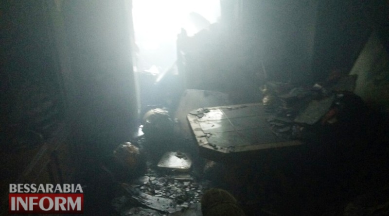 Масштабный пожар в спальном районе Измаила – огонь охватил сразу несколько квартир (ОБНОВЛЕНО)