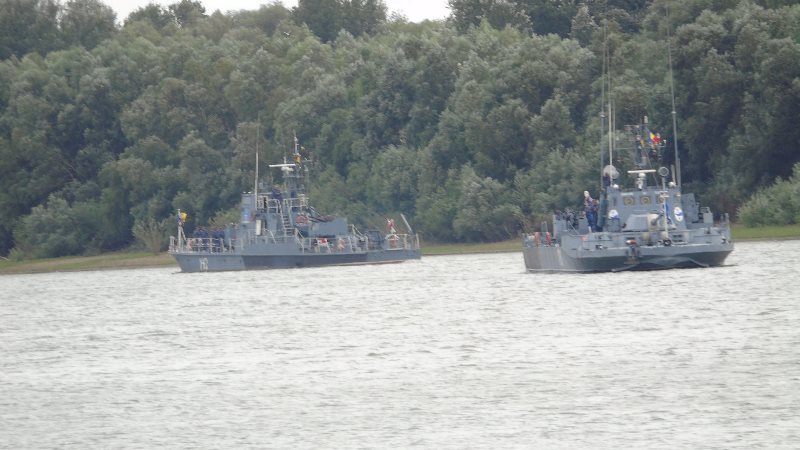 В порт Измаил прибыла совместная тактическая группа военных катеров.