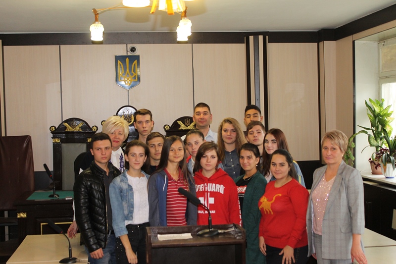 Познавательная экскурсия: студенты Придунайского филиала МАУП посетили Измаильский суд